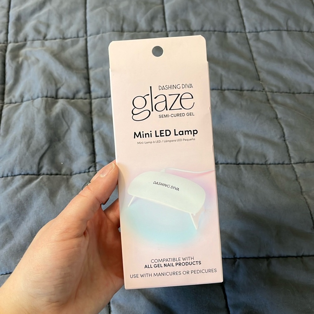 Dashing Diva Glaze mini LED nail lamp